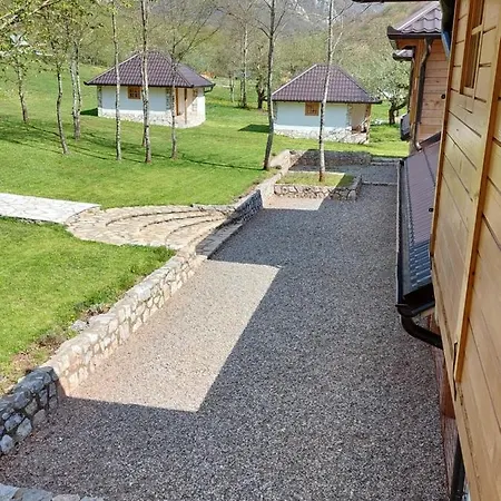 Lägenhet Rafting Camp *