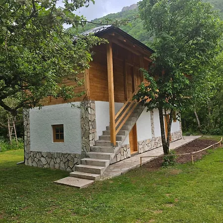 Apartman Rafting Camp *